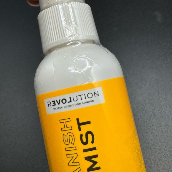 NWT Revolution Pore Vanish Prime Mist 1.69oz SEALED - Picture 3 of 8